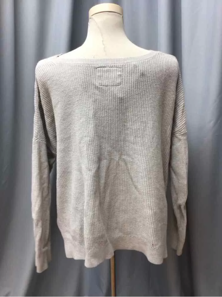 ABERCROMBIE & FITCH SIZE LARGE Ladies TOP