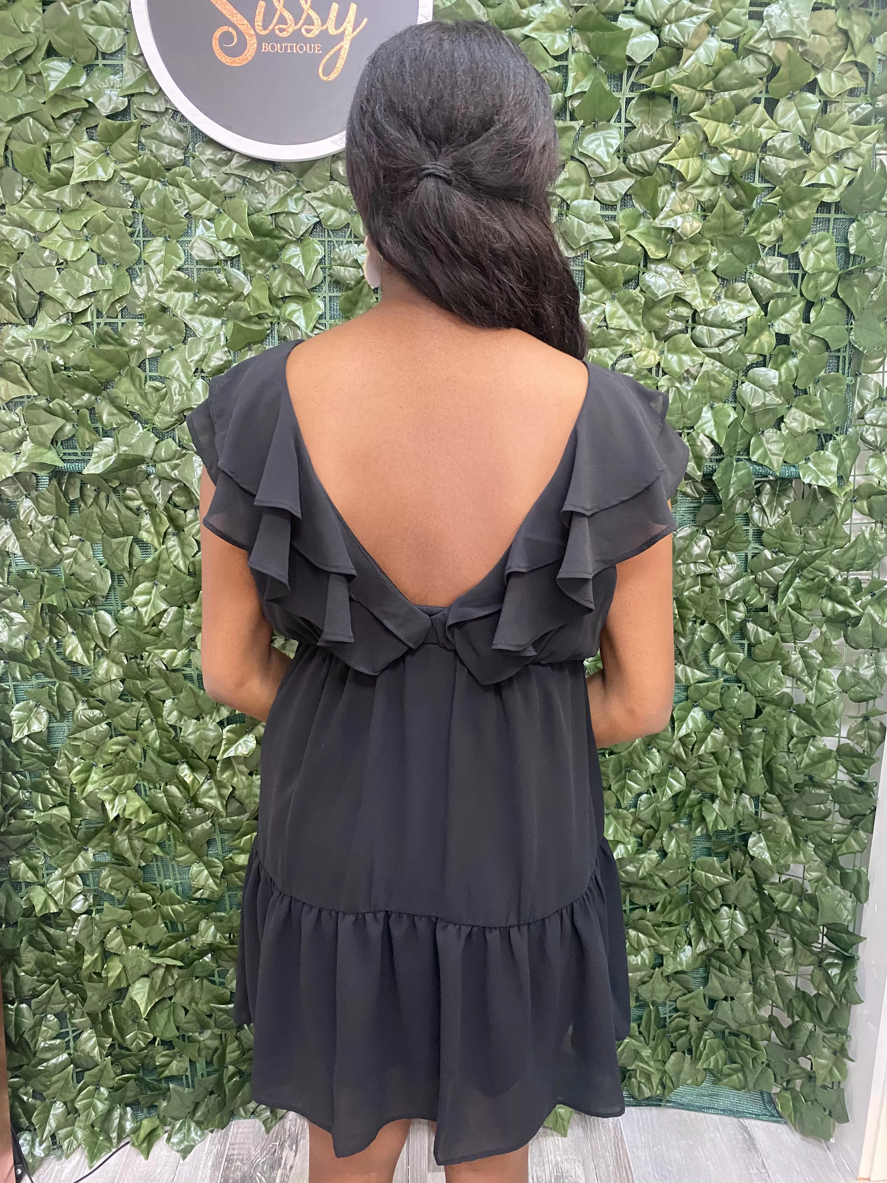 BLACK RUFFLED DRESS WITH TIE FRONT