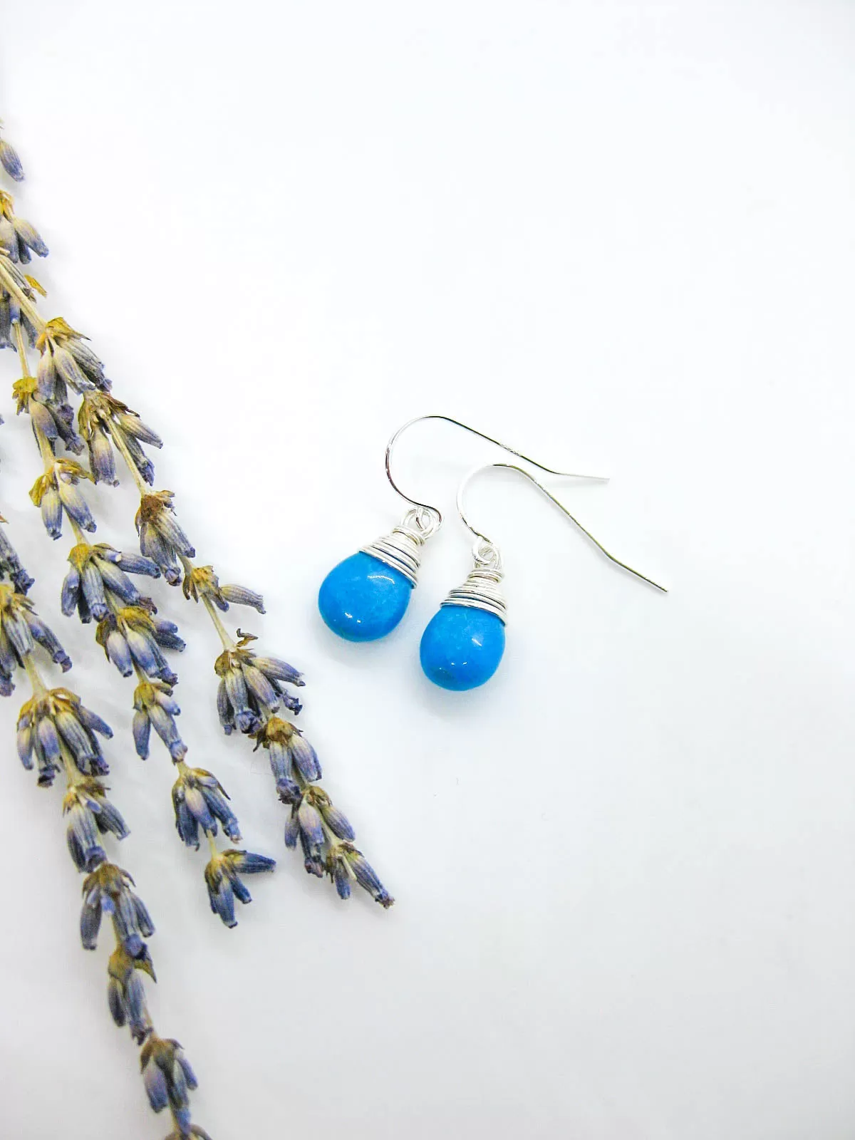 Chamomile: Blue Turquoise Earrings - e746