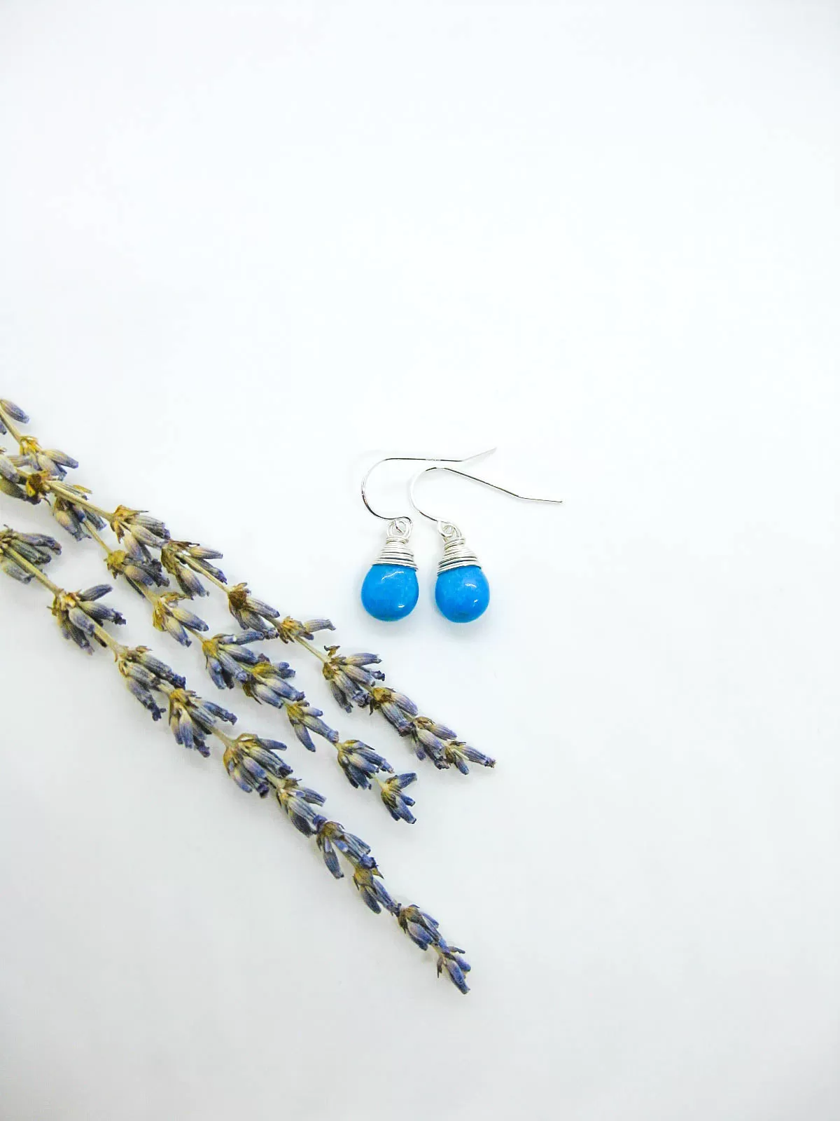 Chamomile: Blue Turquoise Earrings - e746