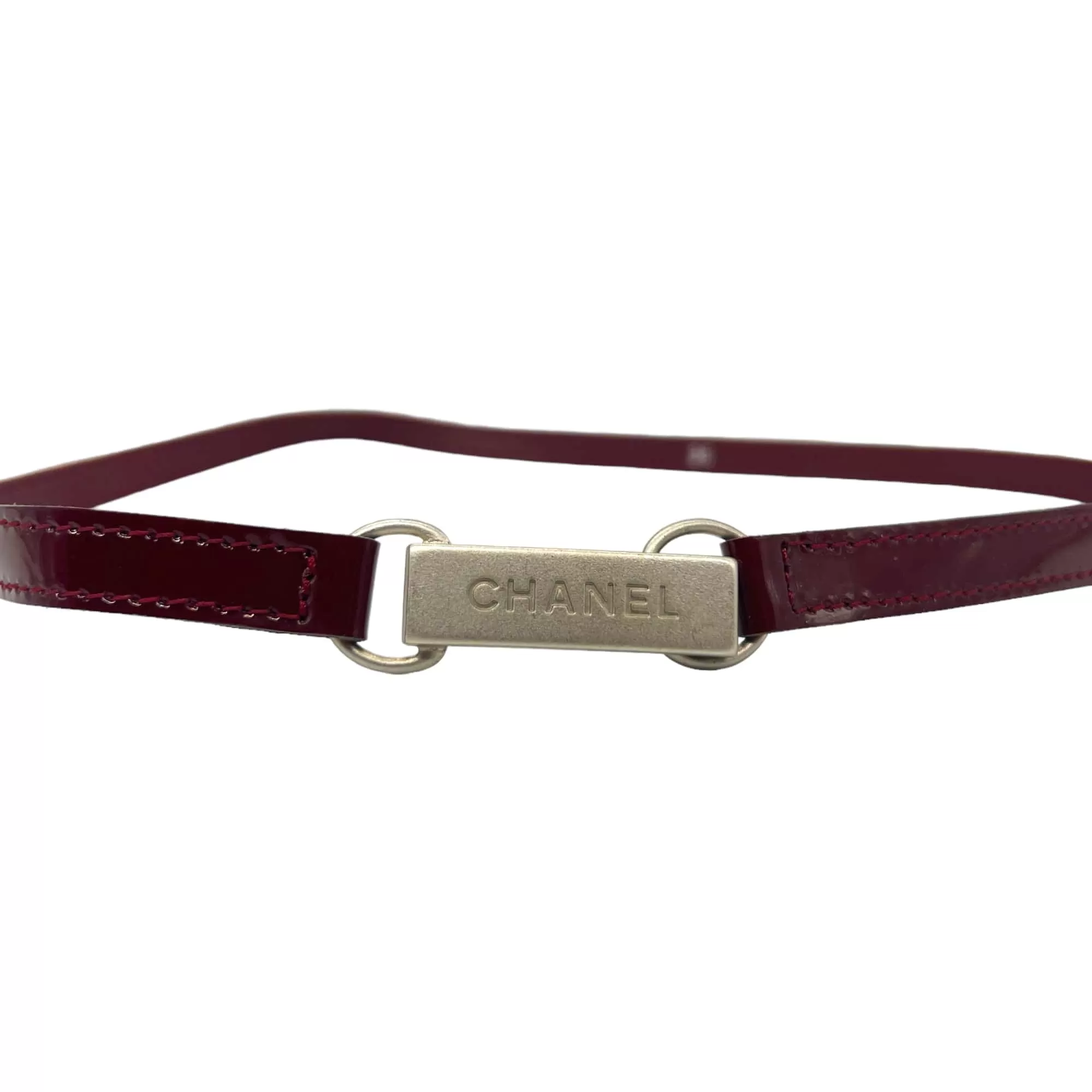 CHANEL Thin Patent Leather Belt with "CC" Logo Clasp - Burgundy