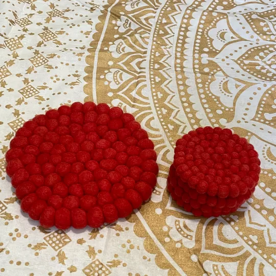 Felted Ball Trivet, Round Colorful Wool Pompom Mini Mats, Solid Color Trivet Coaster Set Housewarming Gift