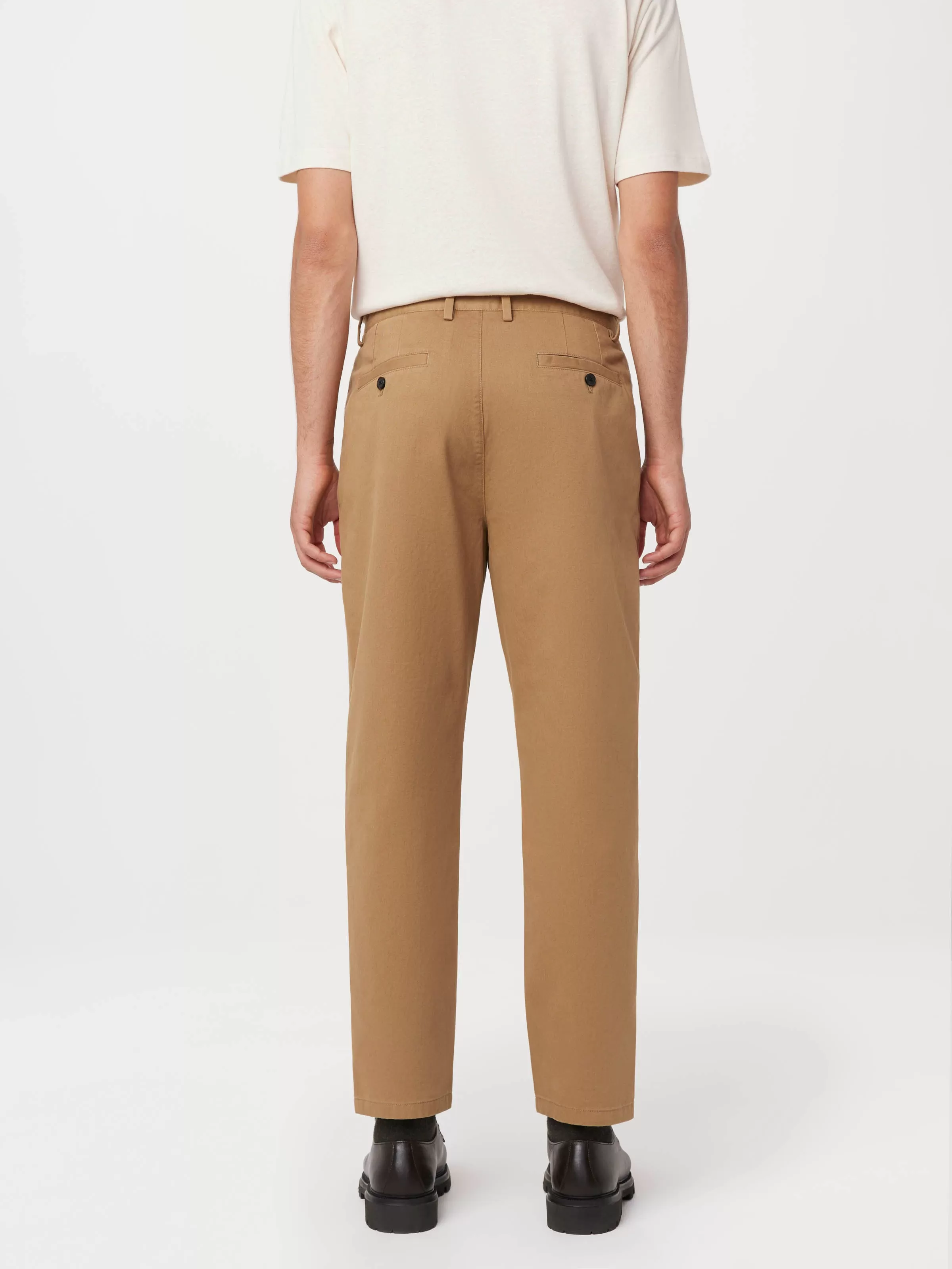 The Jamie Pleated Chino Pant in Antique Yellow